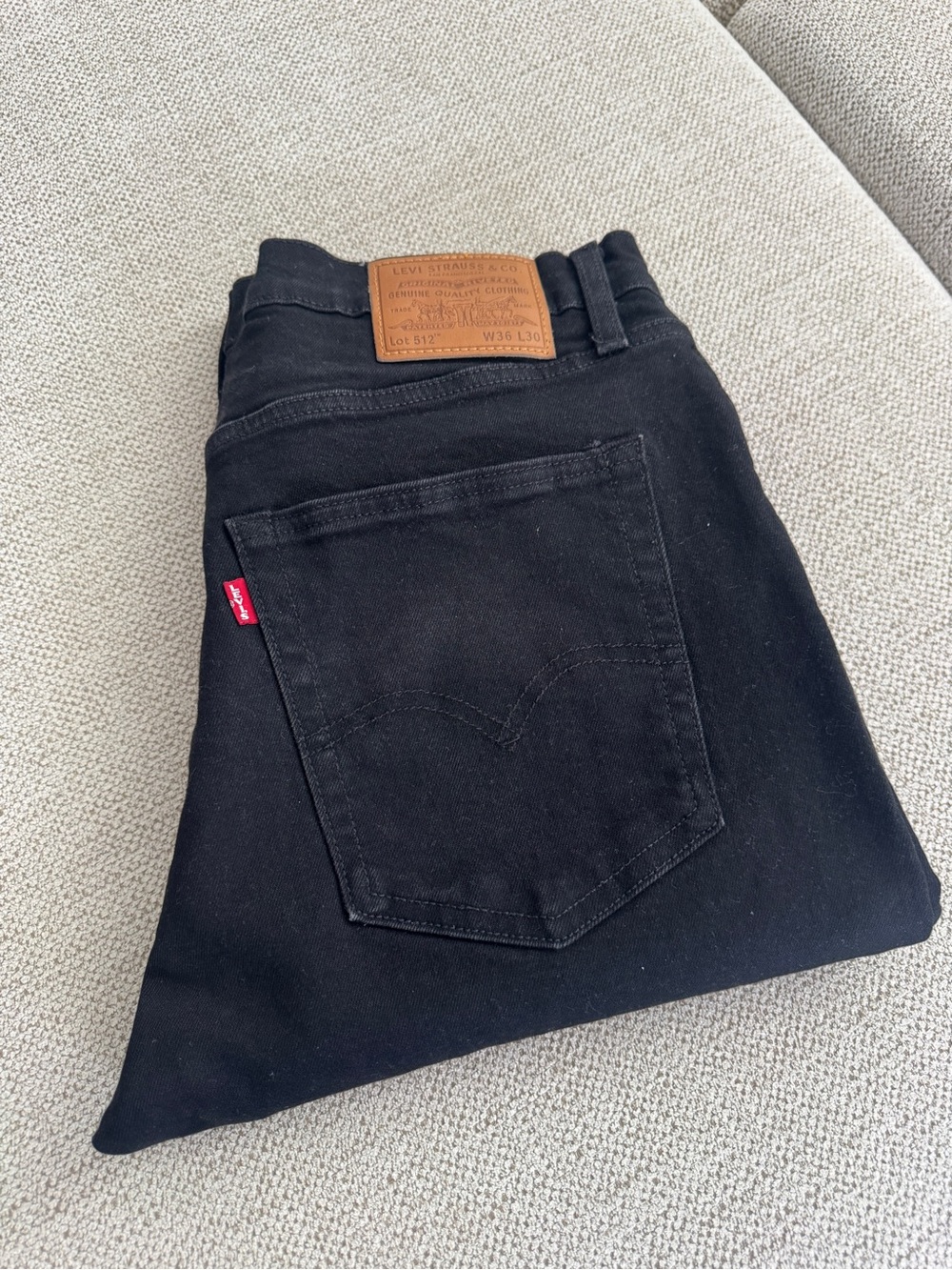 Levi's Men's Black Slim Straight Jeans with Leather Patch